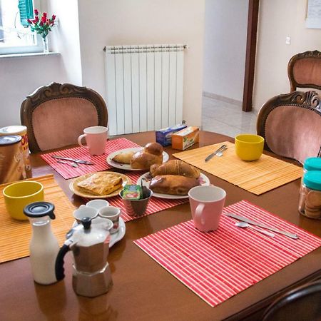B&B Carbonara Napoli Bagian luar foto