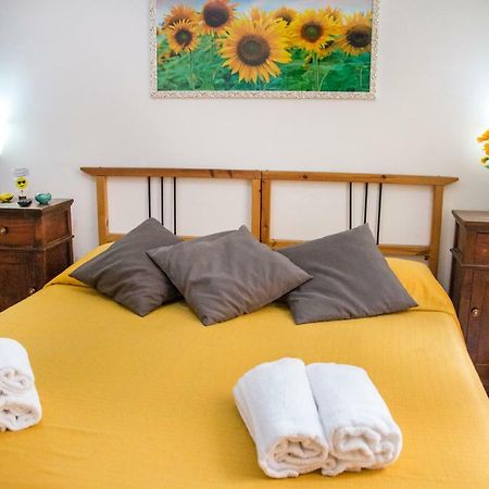 B&B Carbonara Napoli Bagian luar foto
