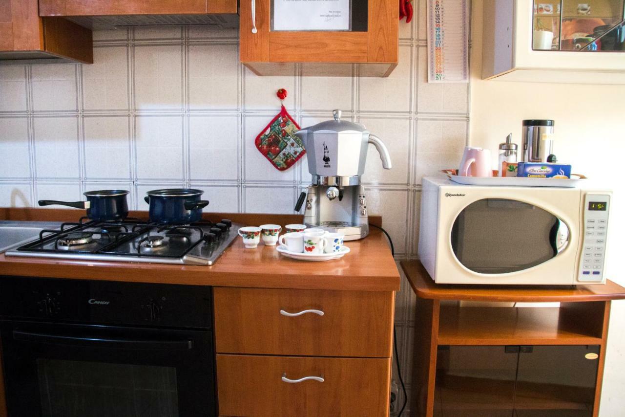 B&B Carbonara Napoli Bagian luar foto