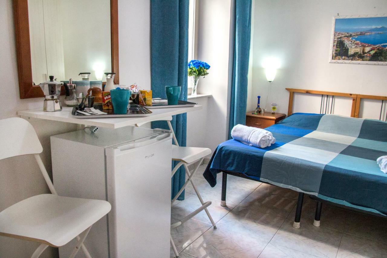 B&B Carbonara Napoli Bagian luar foto