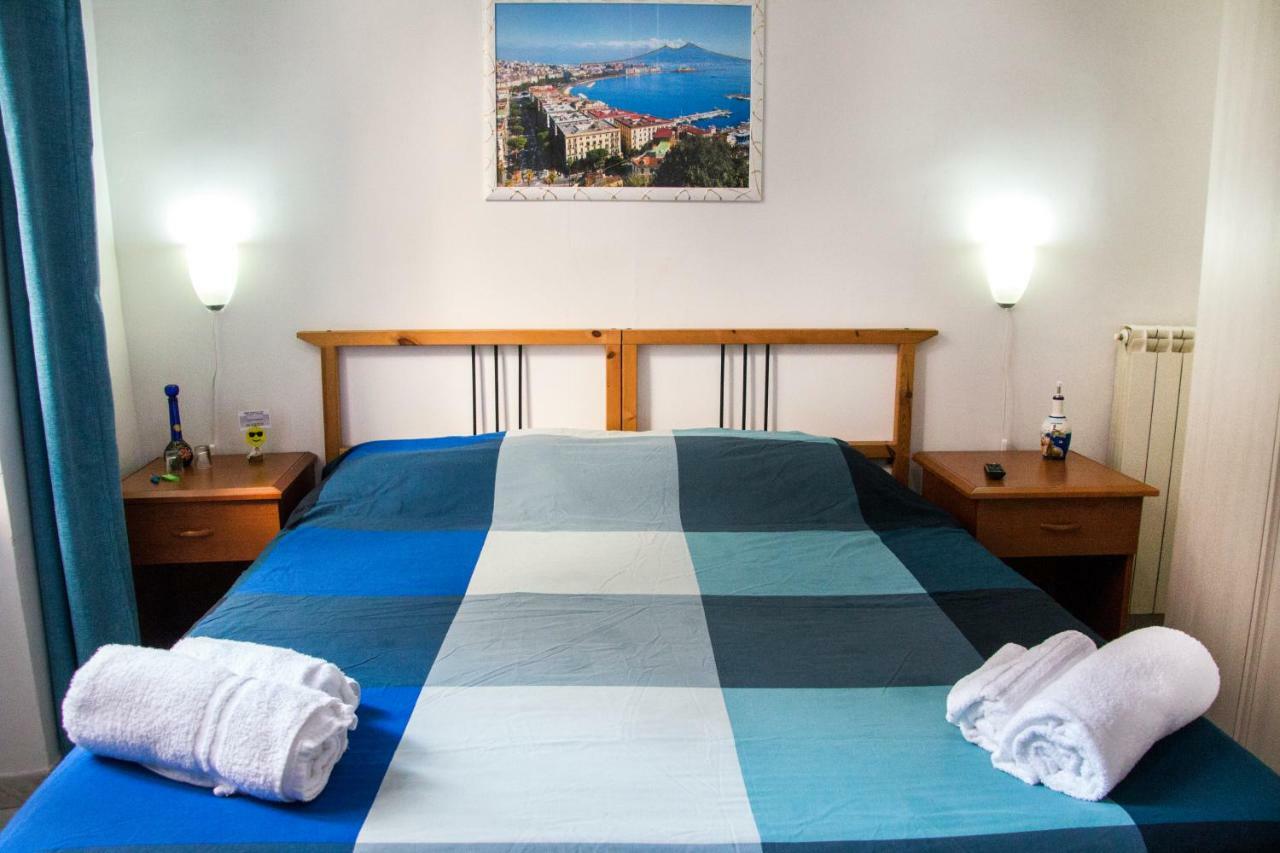 B&B Carbonara Napoli Bagian luar foto
