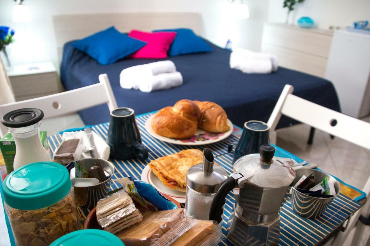 B&B Carbonara Napoli Bagian luar foto