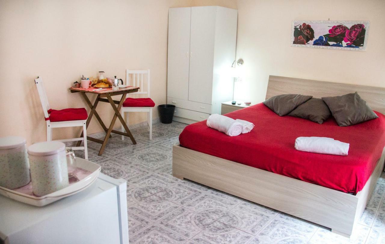 B&B Carbonara Napoli Bagian luar foto