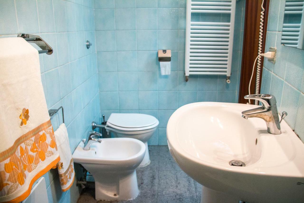 B&B Carbonara Napoli Bagian luar foto