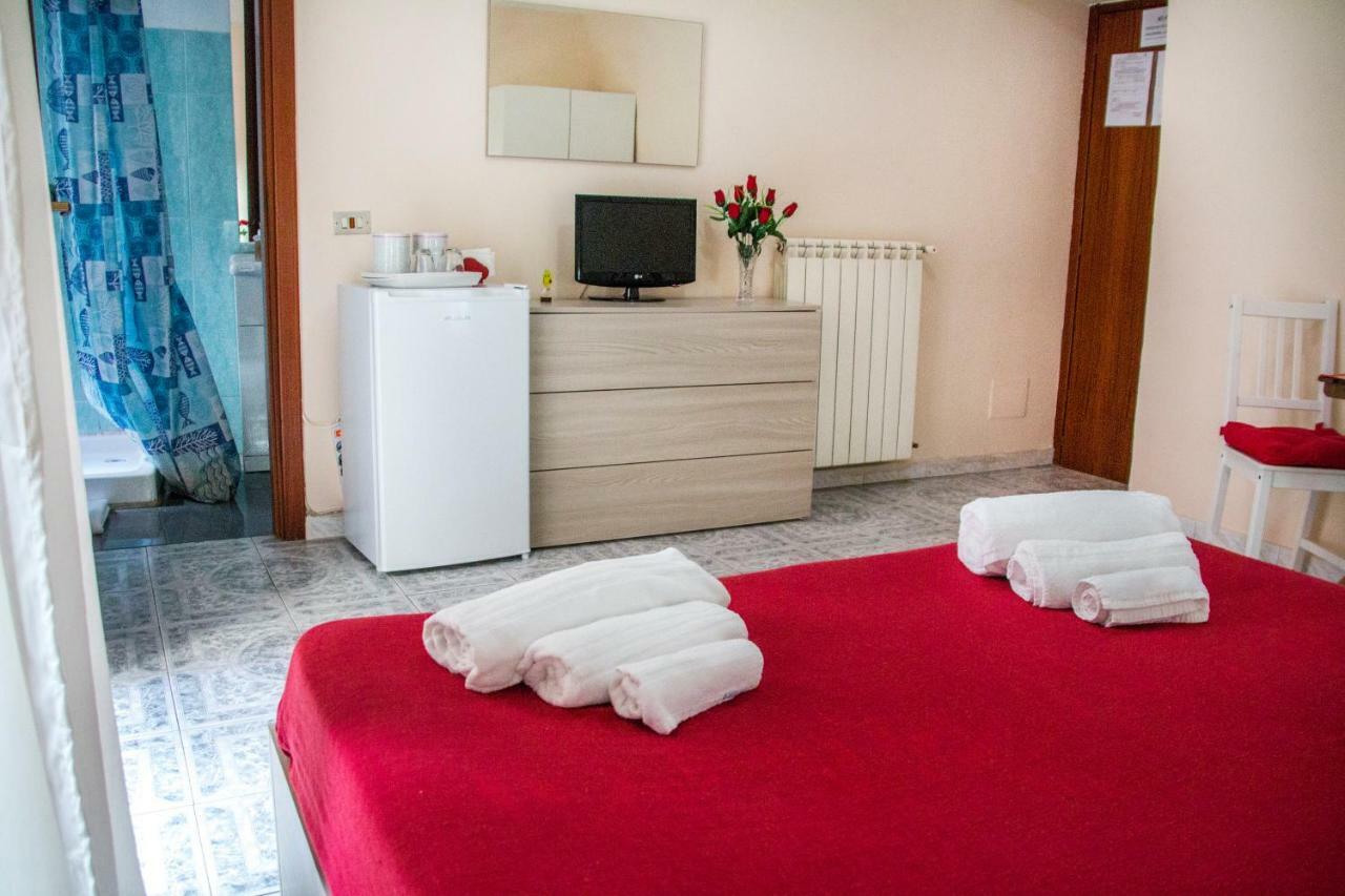 B&B Carbonara Napoli Bagian luar foto